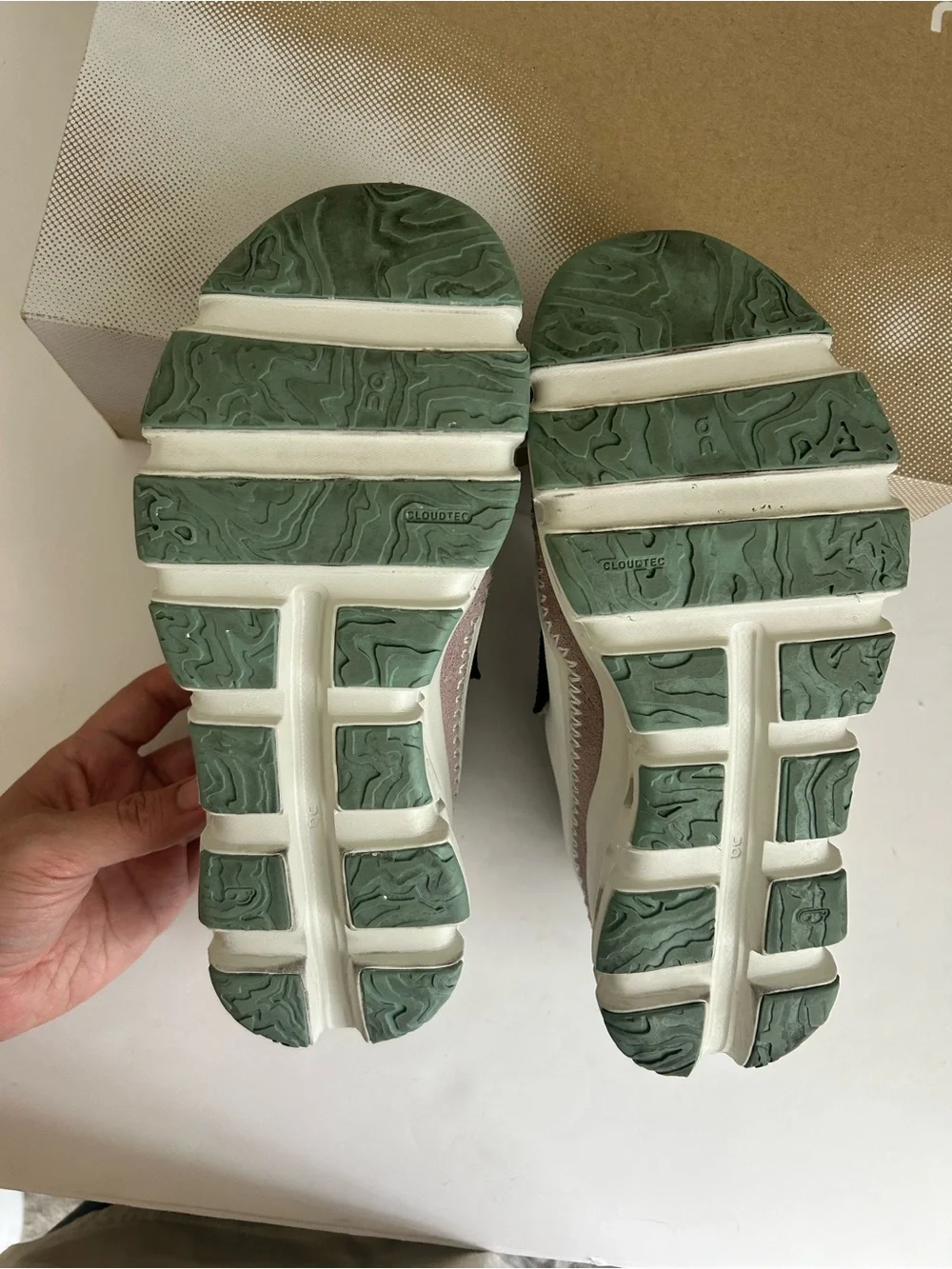 On Running women’s cloudaway Lace-Up Sneakers in White and Light Pink